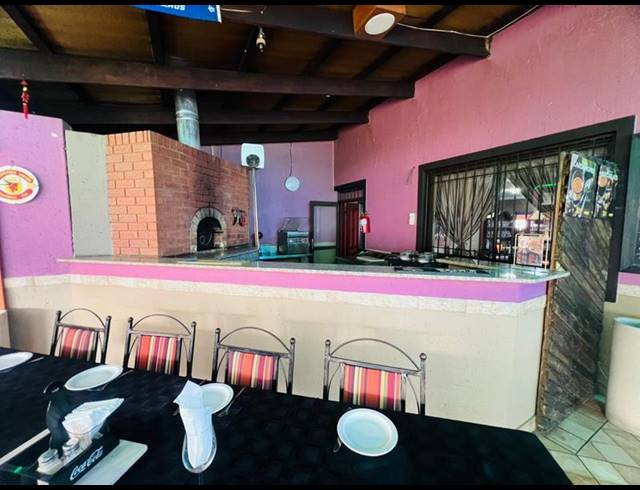 RETAIL FOR SALE IN WITFIELD